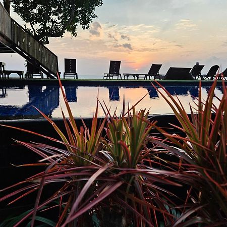 Sunsethouse Lombok Hotel Mangsit Ngoại thất bức ảnh