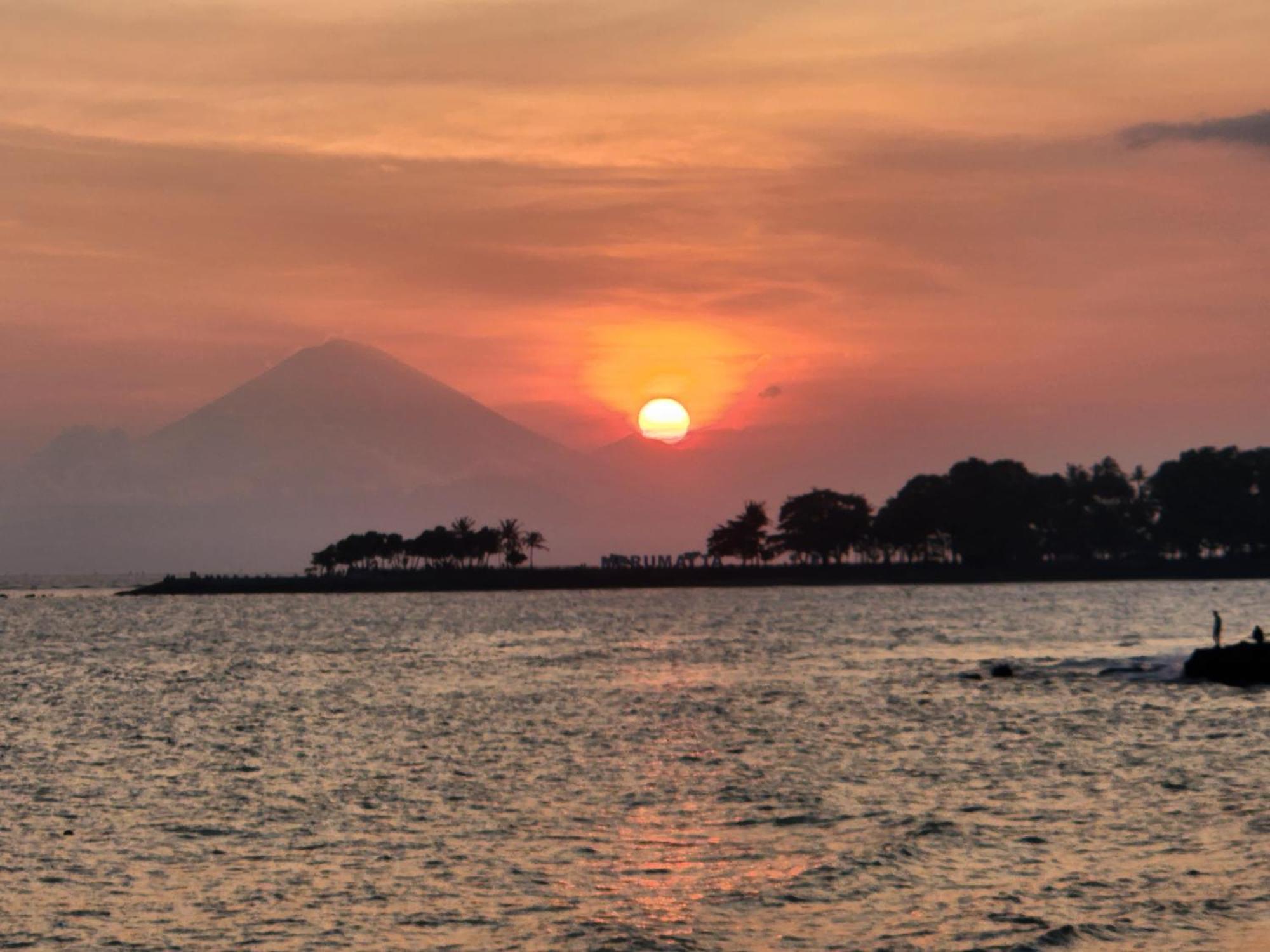 Sunsethouse Lombok Hotel Mangsit Ngoại thất bức ảnh
