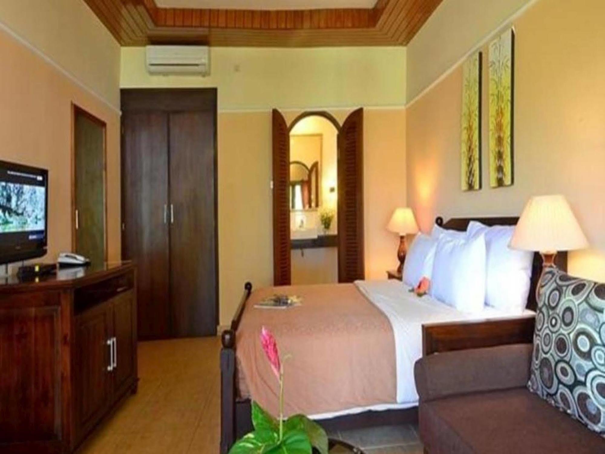 Sunsethouse Lombok Hotel Mangsit Ngoại thất bức ảnh