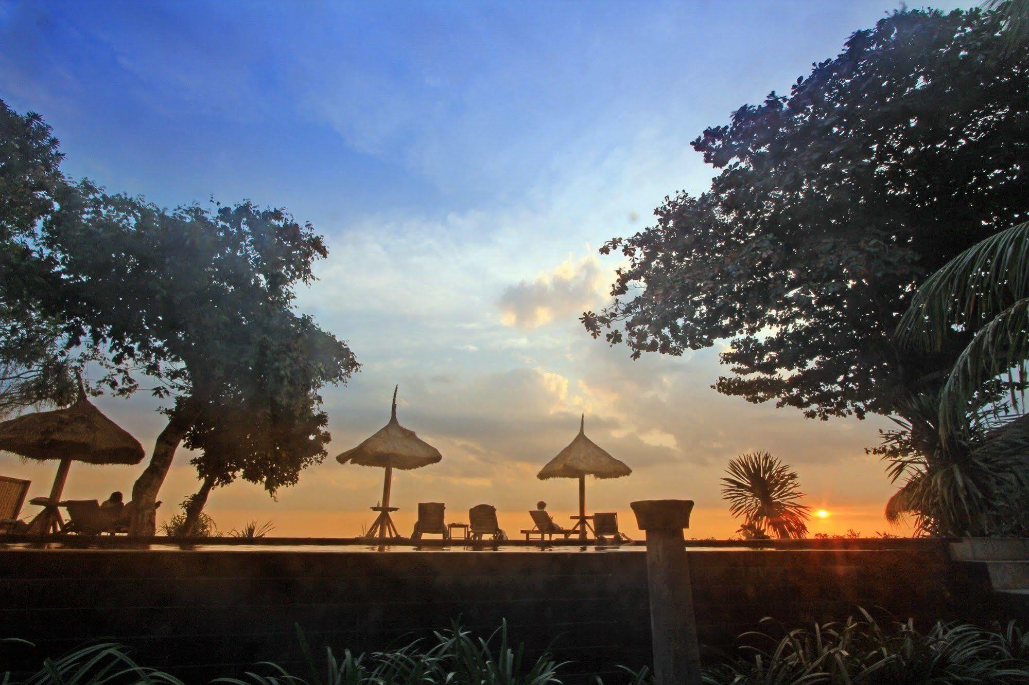 Sunsethouse Lombok Hotel Mangsit Ngoại thất bức ảnh